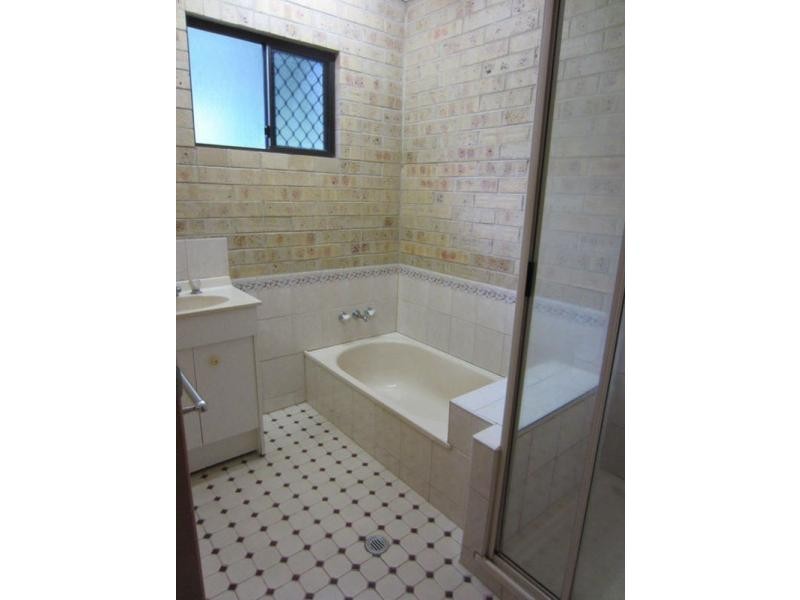 Unit 4/12 Mourilyan Road, Innisfail QLD 4860