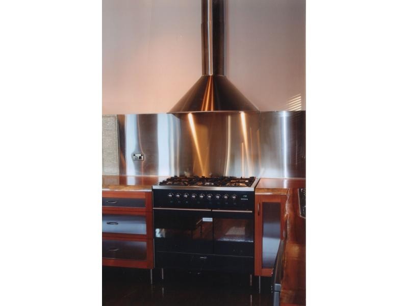 3 FELDT Street, FLYING FISH POINT, Flying Fish Point QLD 4860