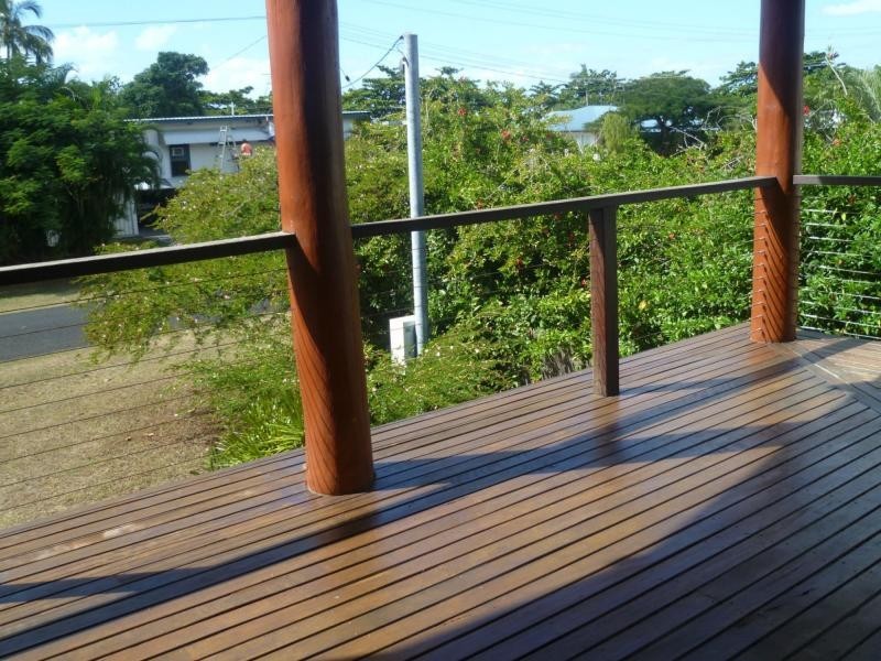 3 FELDT Street, FLYING FISH POINT, Flying Fish Point QLD 4860