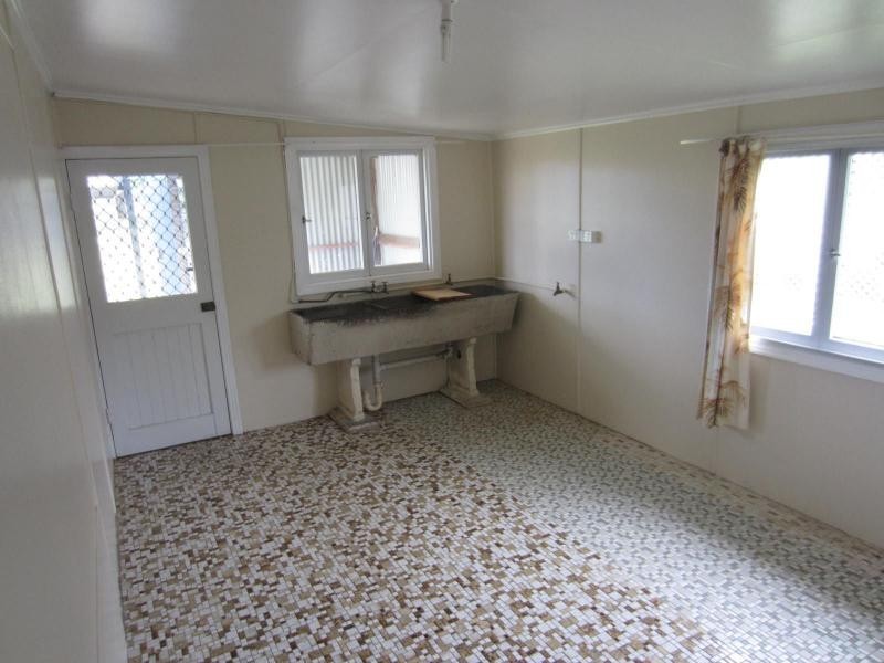 2/175 MOURILYAN Road, Innisfail QLD 4860