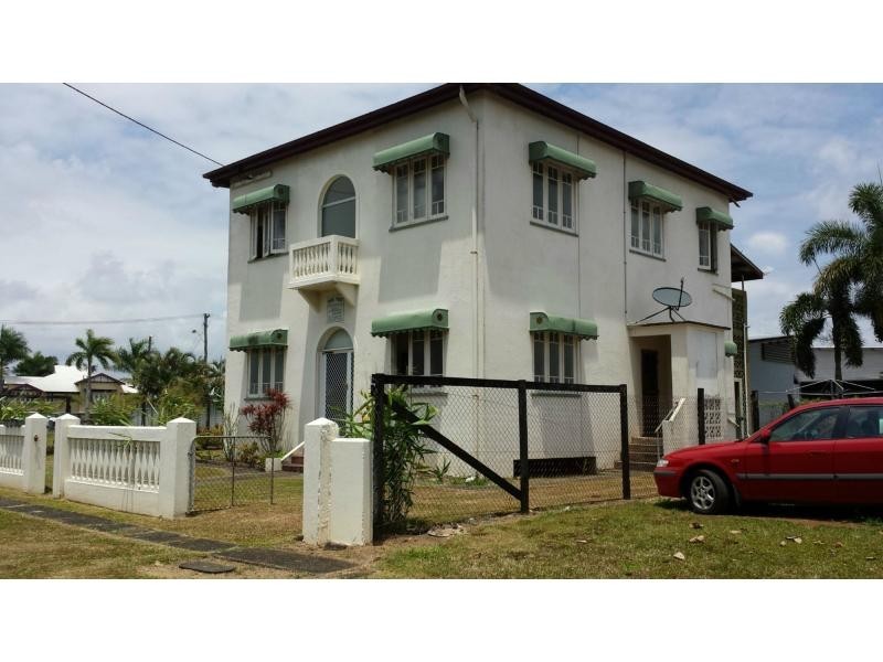 Unit 2/32 Glady Street, Innisfail QLD 4860
