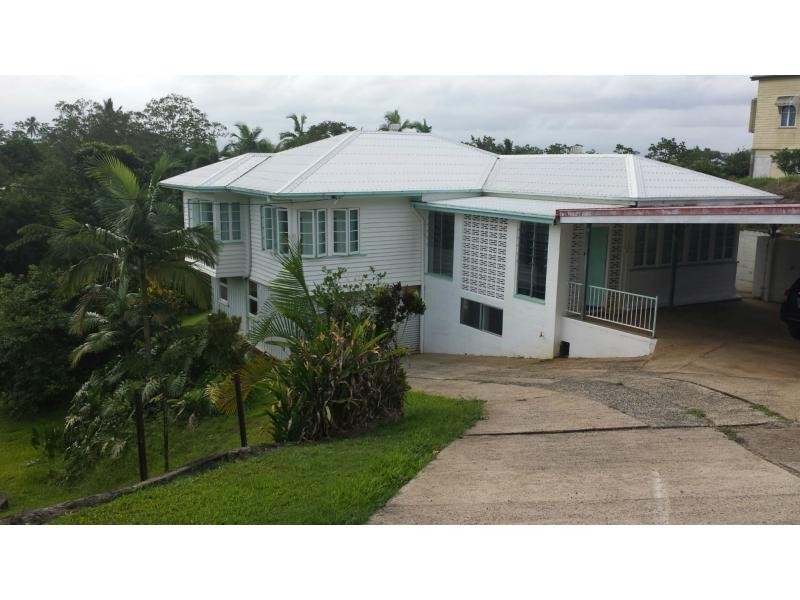 10 Agnes Street, East Innisfail QLD 4860