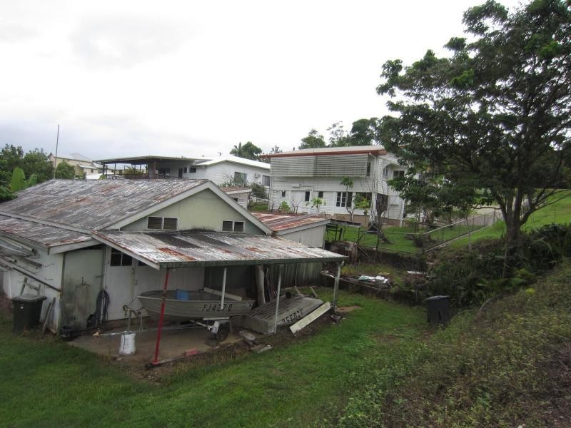 East Innisfail QLD 4860