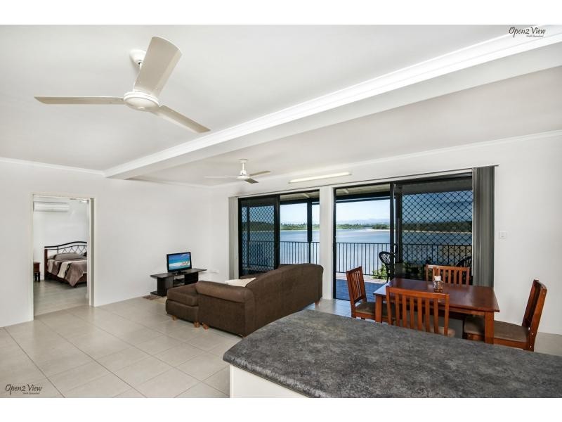 11 MARIA Street, Flying Fish Point, Innisfail QLD 4860