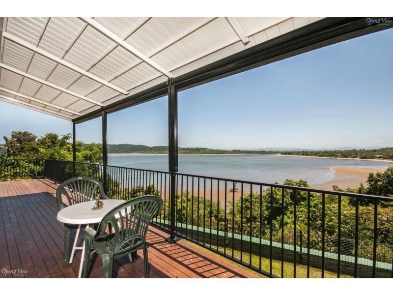 11 MARIA Street, Flying Fish Point, Innisfail QLD 4860