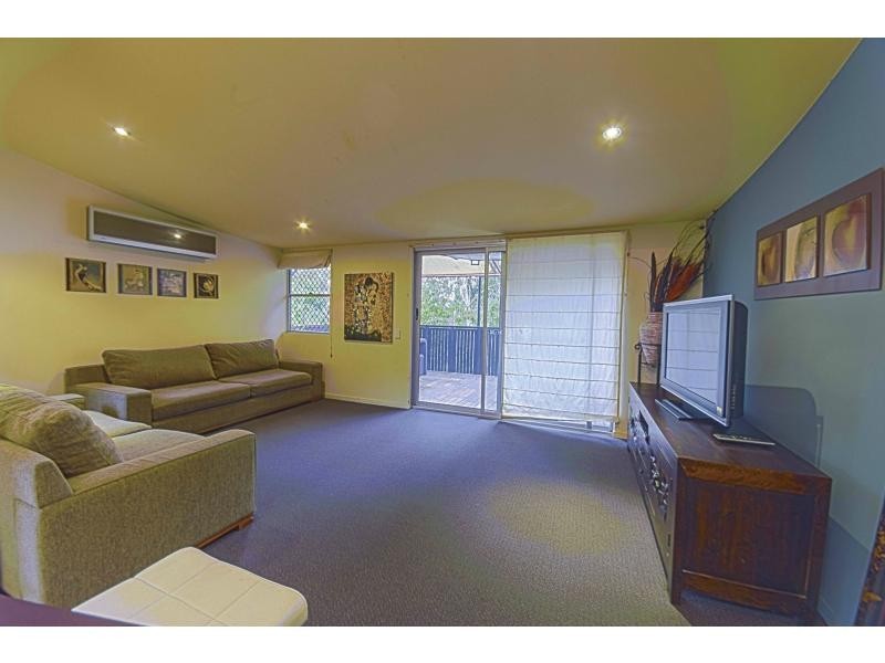 2/25 Bottlebrush Avenue, Noosa Heads QLD 4567