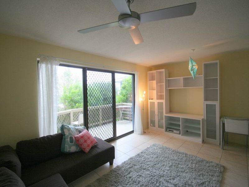 Unit 2/43 Tingira Terrace, Sunrise Beach QLD 4567