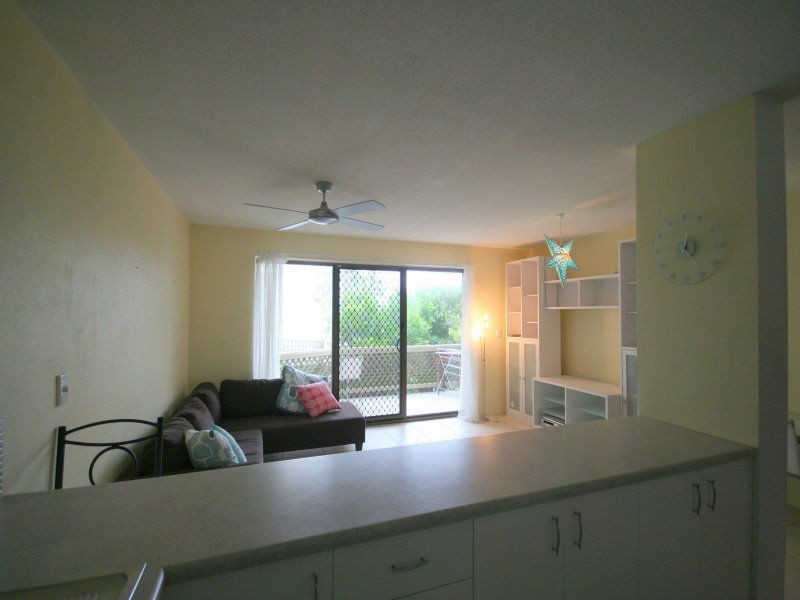 Unit 2/43 Tingira Terrace, Sunrise Beach QLD 4567