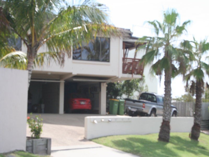 Unit 4/43 Tingira Crescent, Sunrise Beach QLD 4567