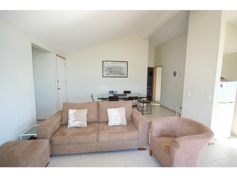 8/4 Noosa Drive, Noosa Heads QLD 4567