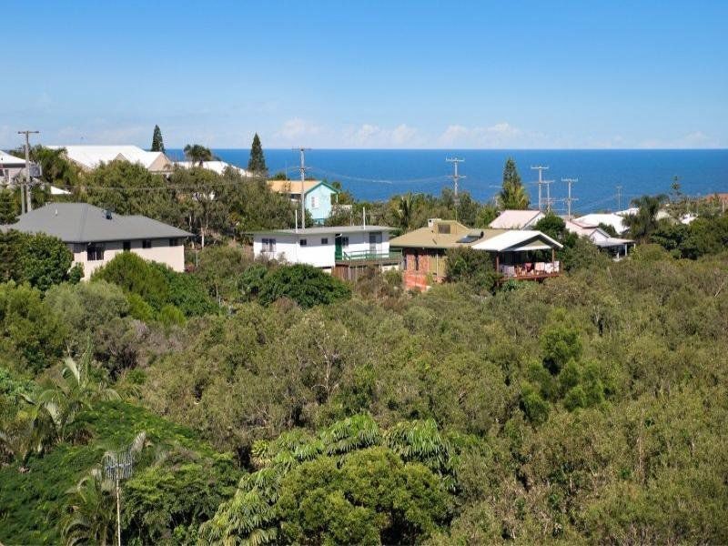 31 Orealla Crescent, Sunrise Beach QLD 4567