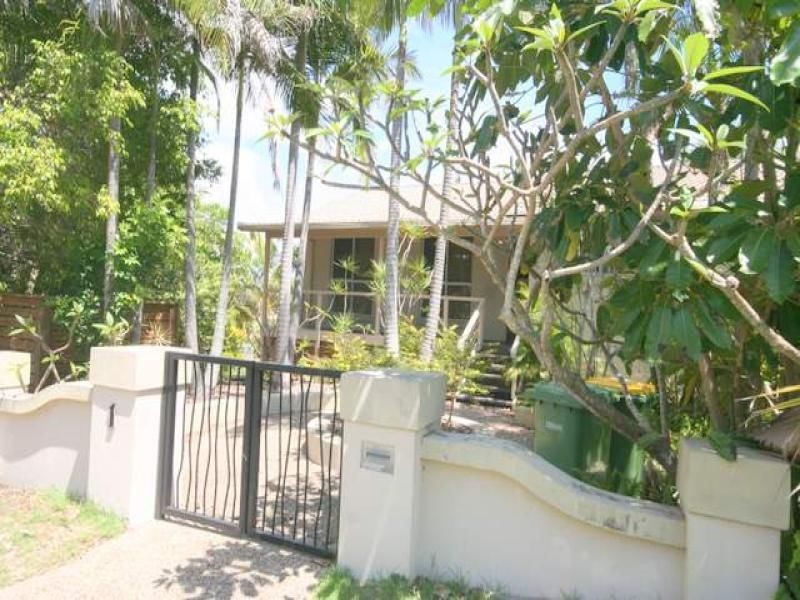 1 Paluma Street, Sunrise Beach QLD 4567