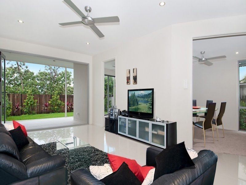 1/36 Ventura Street, Sunrise Beach QLD 4567