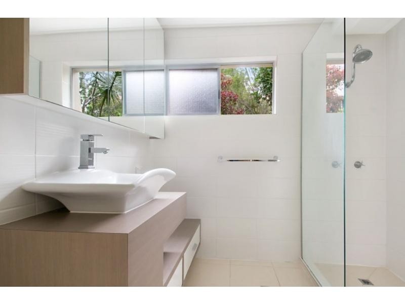 2/4 Attunga Heights, Noosa Heads QLD 4567