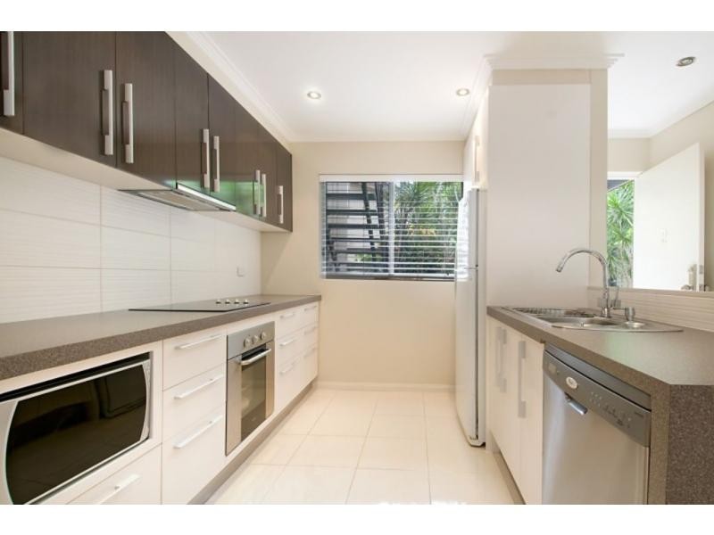 2/4 Attunga Heights, Noosa Heads QLD 4567
