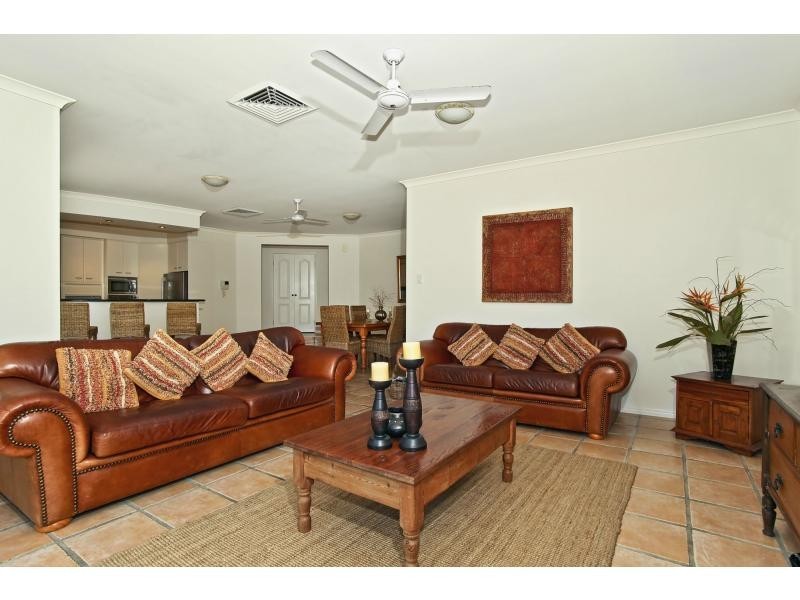 2 The Anchorage, Noosa Waters QLD 4566