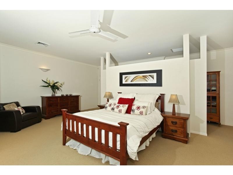 2 The Anchorage, Noosa Waters QLD 4566