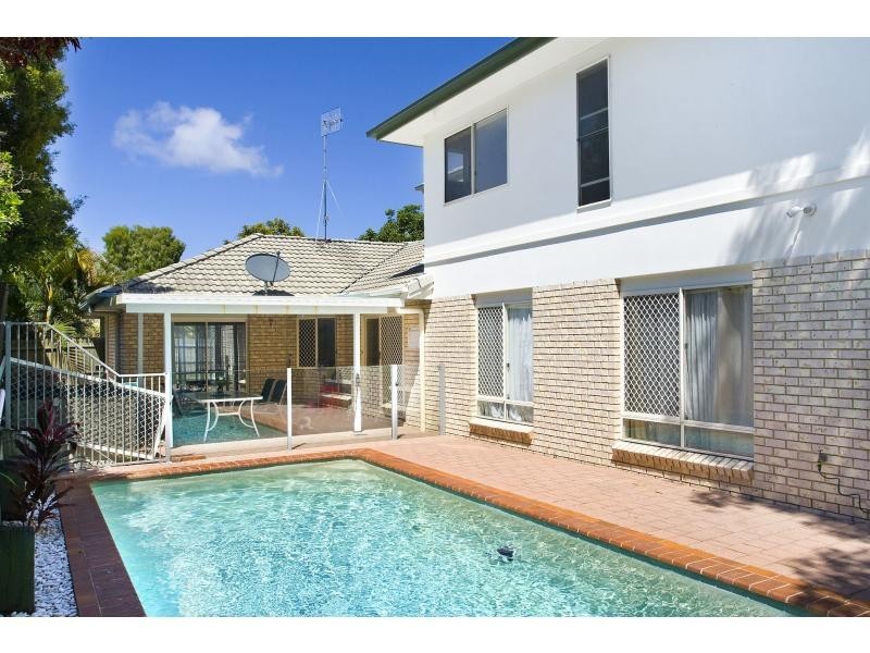 3 Challenge Court, Sunshine Beach QLD 4567