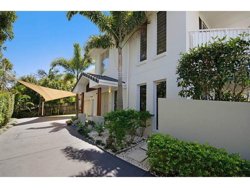 45 Orealla Crescent, Sunrise Beach QLD 4567