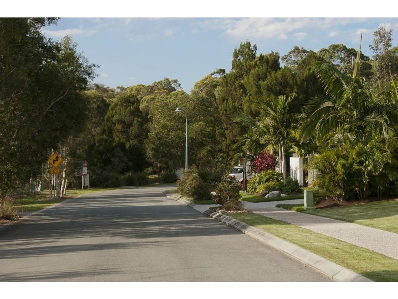 16 Grosvenor Terrace, Noosa Hill, Noosa Heads QLD 4567