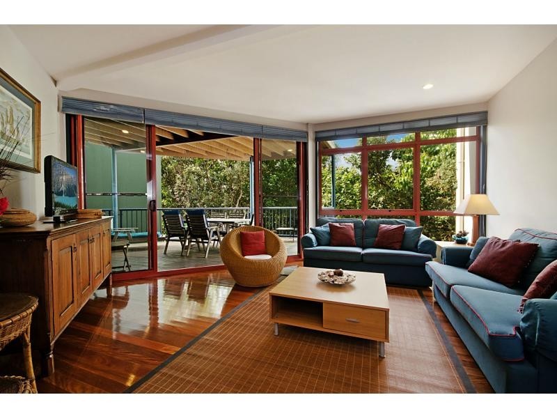 Castaways Beach QLD 4567