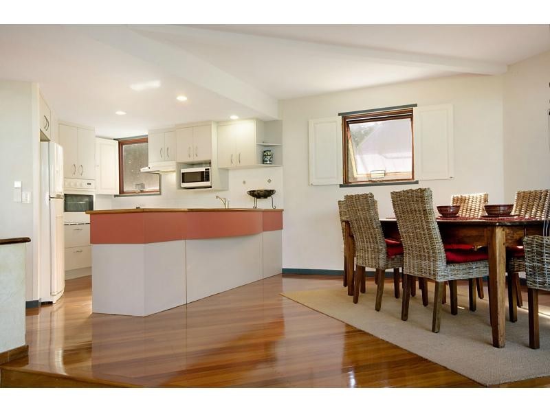 Castaways Beach QLD 4567