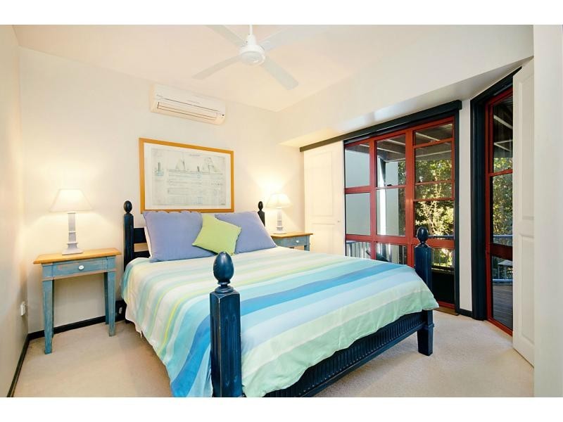 Castaways Beach QLD 4567