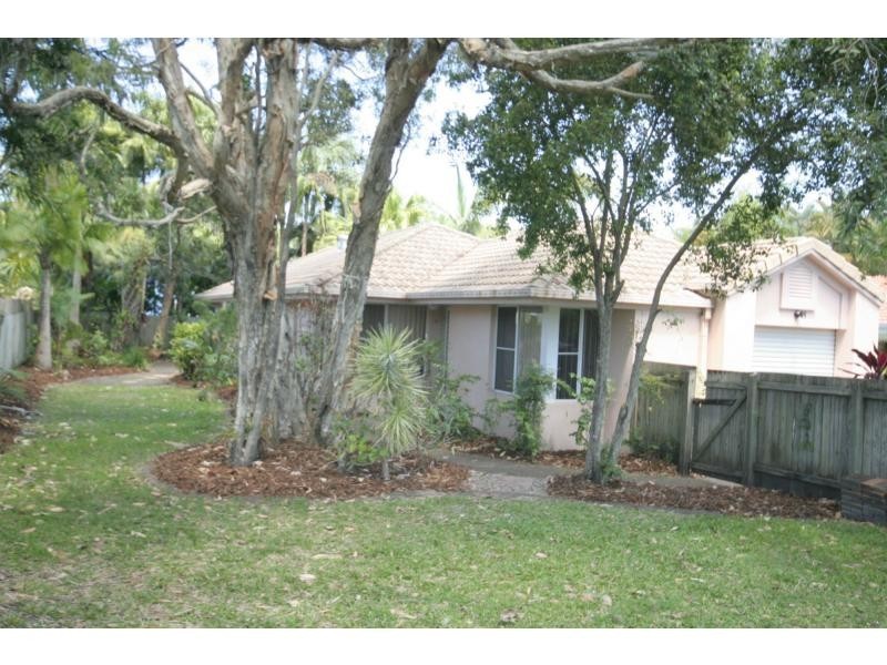 3 Sleepy Hollow Drive, Noosa Heads QLD 4567