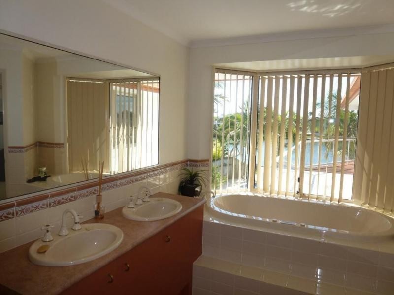 87 Shorehaven Drive, Noosa Waters QLD 4566