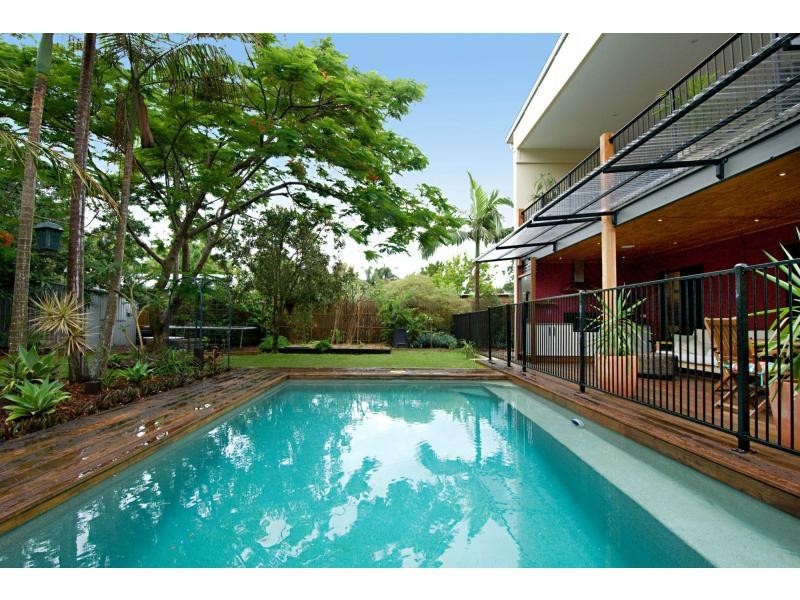 11 Wollomia Way, Sunrise Beach QLD 4567