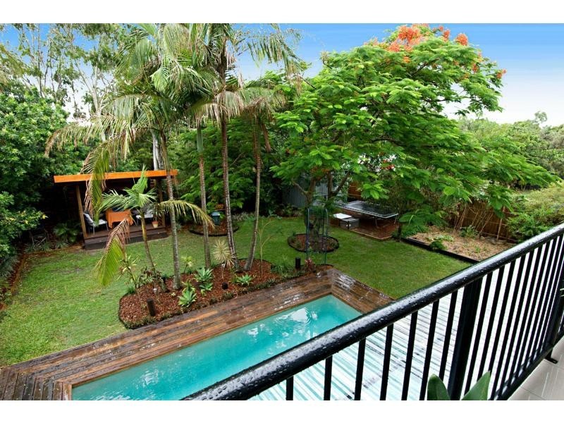 11 Wollomia Way, Sunrise Beach QLD 4567