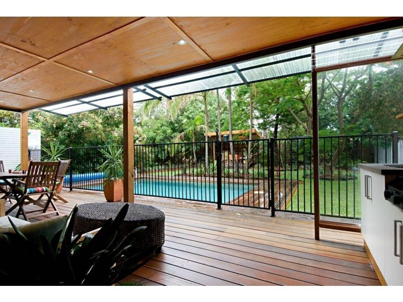 11 Wollomia Way, Sunrise Beach QLD 4567