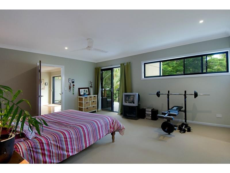 11 Wollomia Way, Sunrise Beach QLD 4567