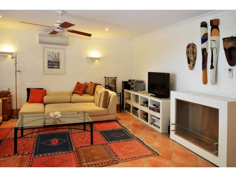 L2/18 Allambi Rise, Little Cove QLD 4567