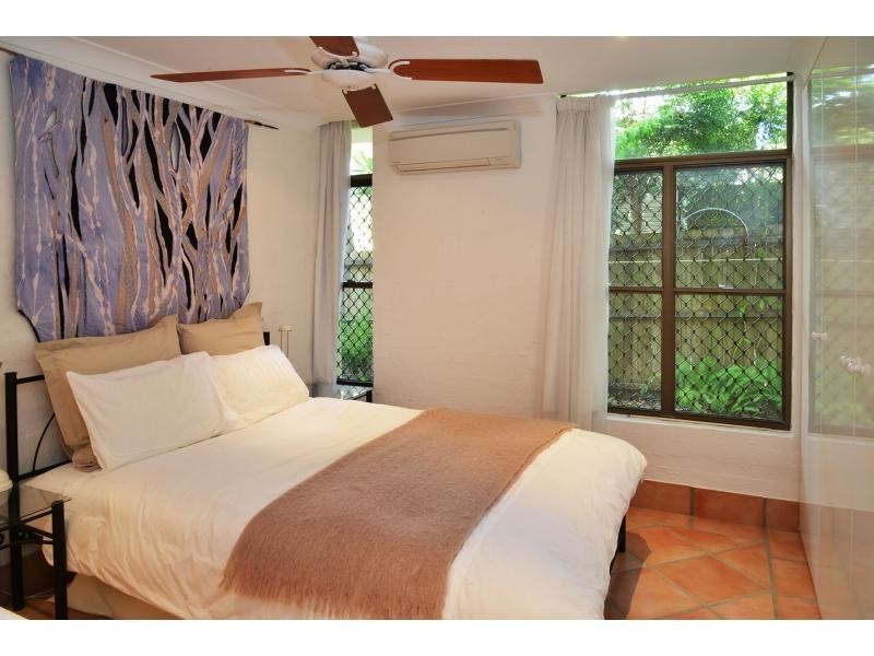 L2/18 Allambi Rise, Little Cove QLD 4567