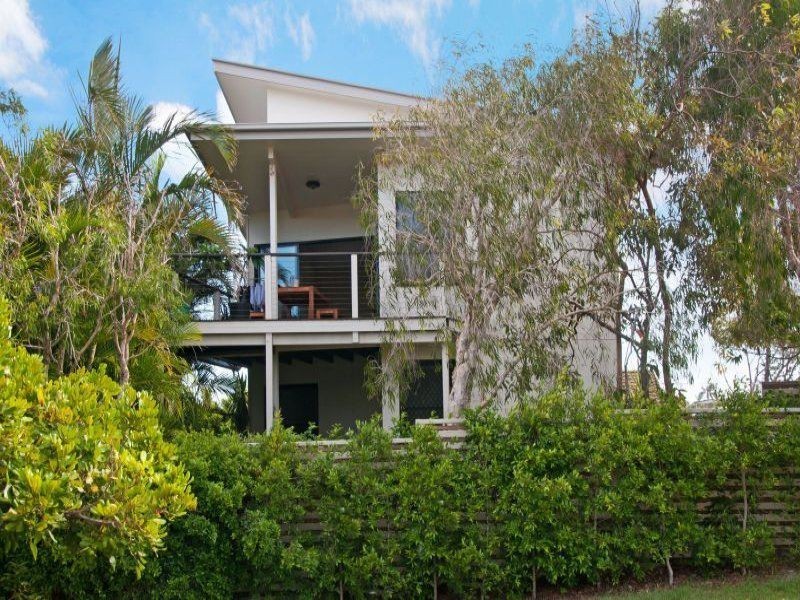 1/1 Orient Drive, Sunrise Beach QLD 4567