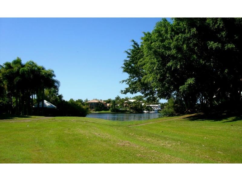 42 Shorehaven Drive, Noosa Waters QLD 4566