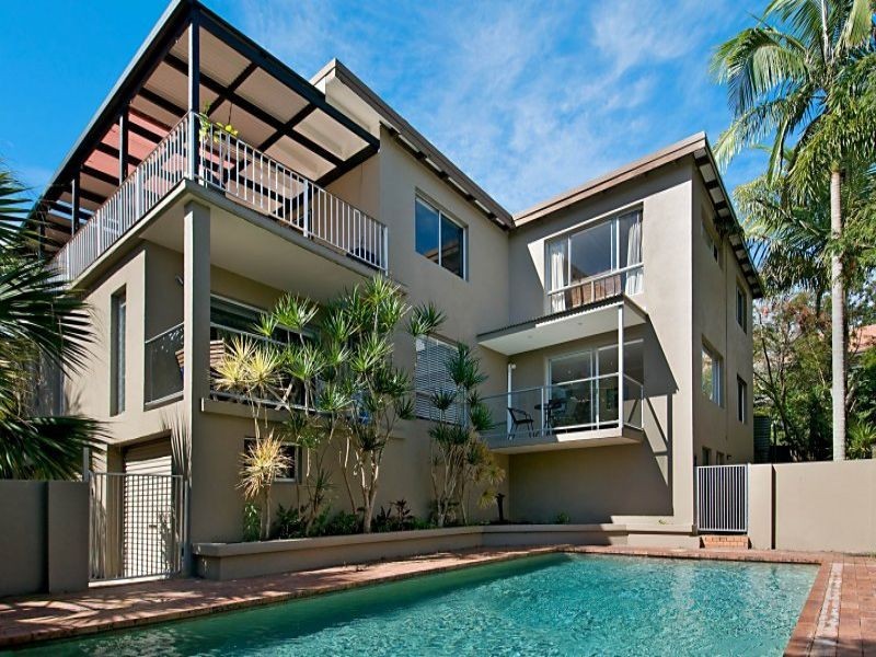 2/4 Attunga Heights, Noosa Hill, Noosa Heads QLD 4567