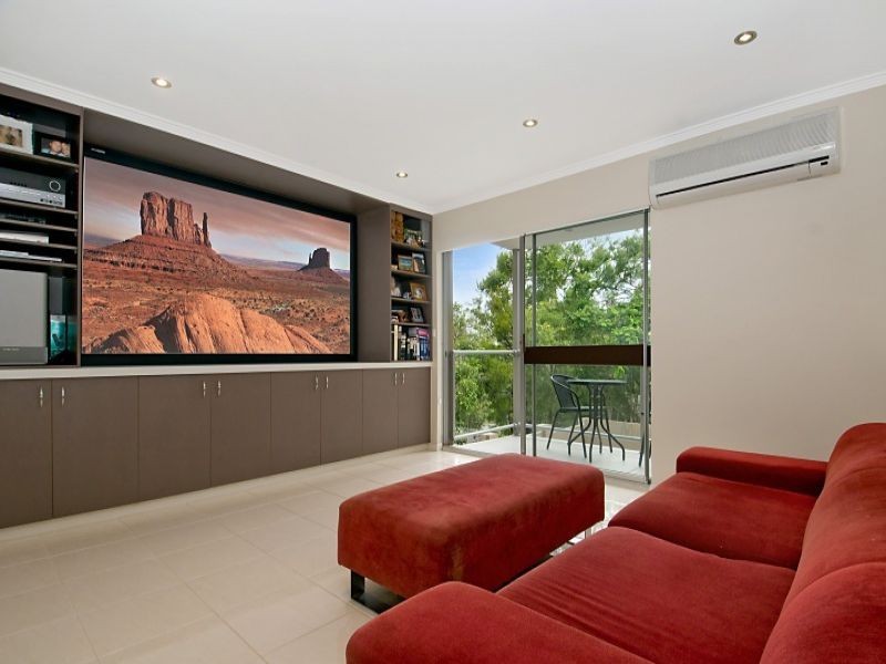 2/4 Attunga Heights, Noosa Hill, Noosa Heads QLD 4567