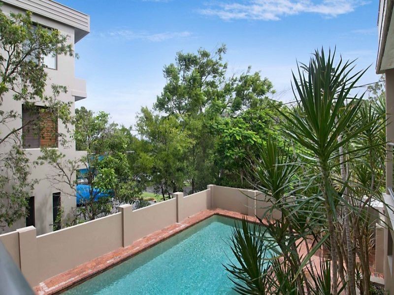 2/4 Attunga Heights, Noosa Hill, Noosa Heads QLD 4567