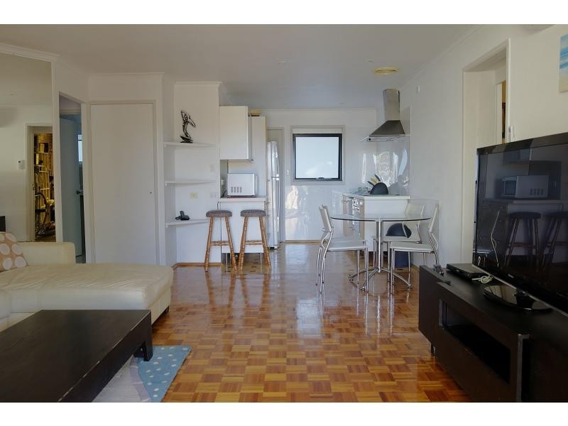 1/16 Margit Crescent, Sunrise Beach QLD 4567