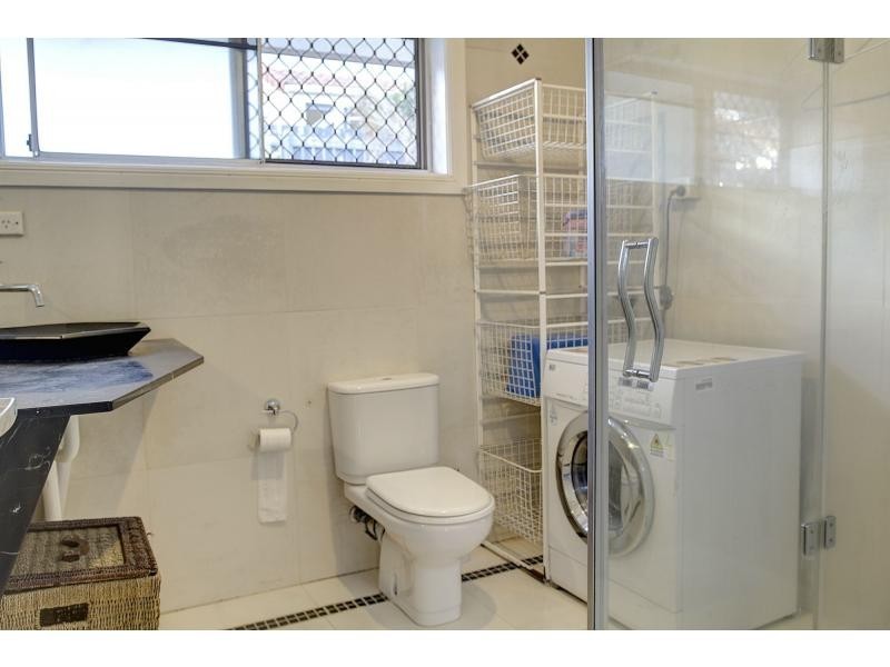 1/16 Margit Crescent, Sunrise Beach QLD 4567