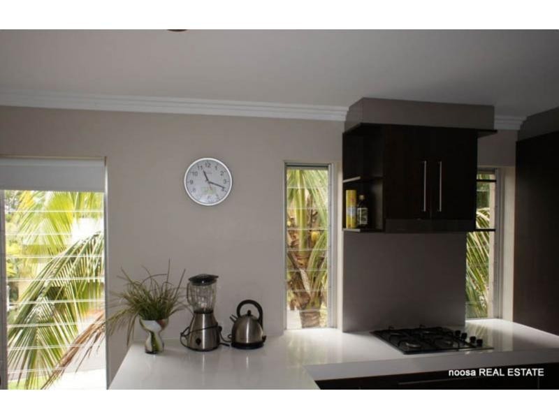 1/4 Attunga Heights, Noosa Heads QLD 4567