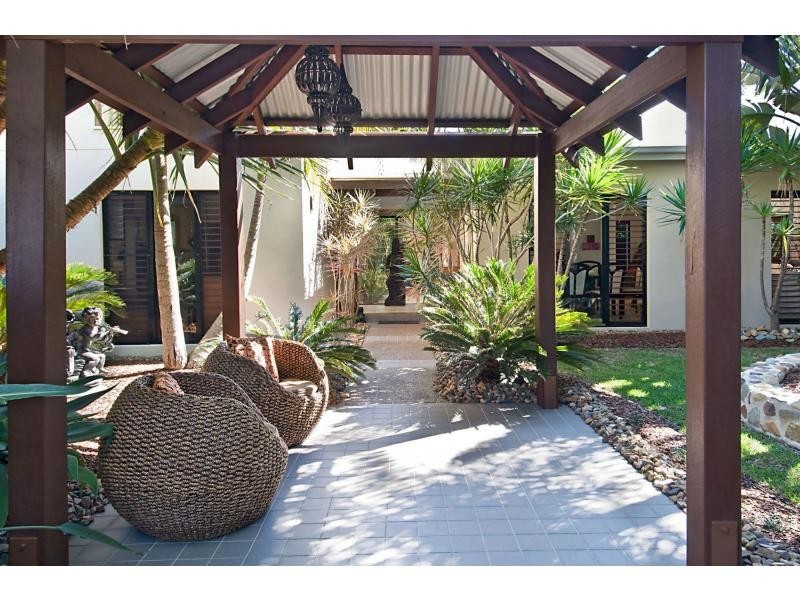 35 Waterside Court, Noosa Waters QLD 4566