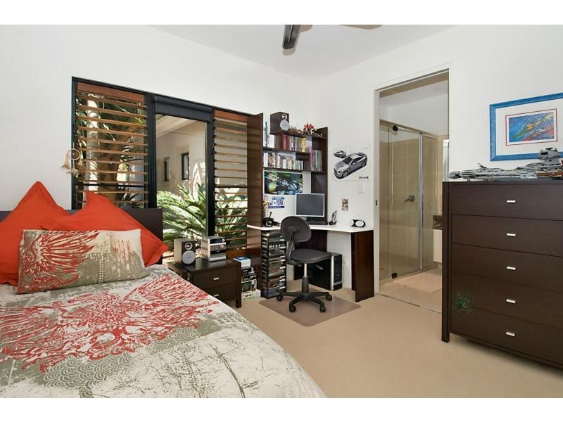 35 Waterside Court, Noosa Waters QLD 4566