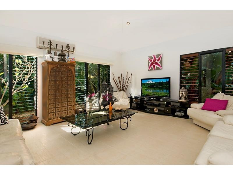 35 Waterside Court, Noosa Waters QLD 4566