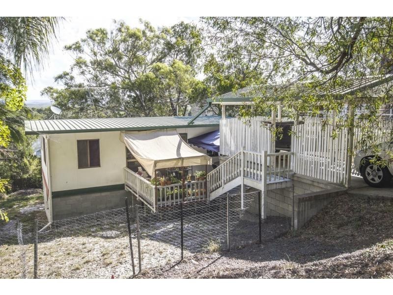 22 Nairana Rest , Noosa Hill, Noosa Heads QLD 4567