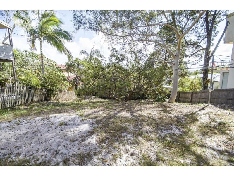 22 Nairana Rest , Noosa Hill, Noosa Heads QLD 4567