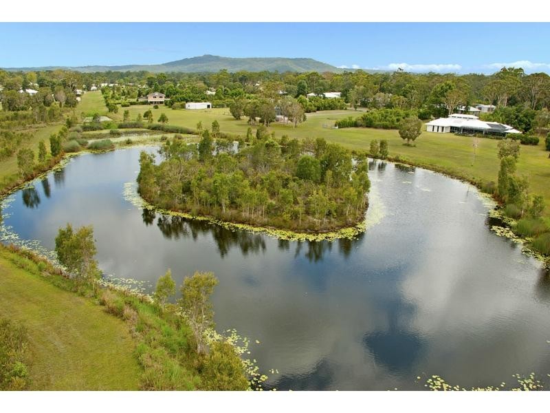 74 Edington Drive, Cooroibah QLD 4565