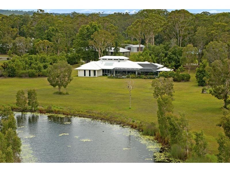 74 Edington Drive, Cooroibah QLD 4565